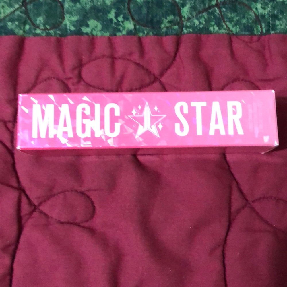 Jeffree Star Magic Star Concealer - Picture 1 of 3